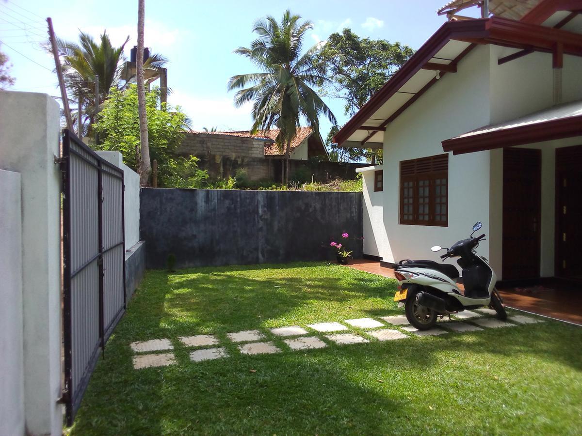Surf Bay House Dickwella Exterior foto